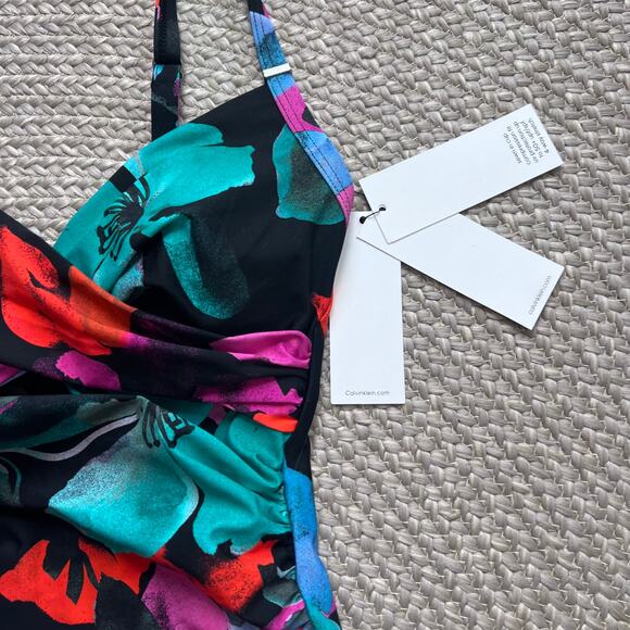 Calvin Klein One Piece Sz 6 - Picture 4 of 5